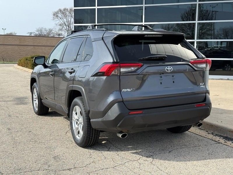 Used 2019 Toyota RAV4 XLE w/ Convenience Package image 5