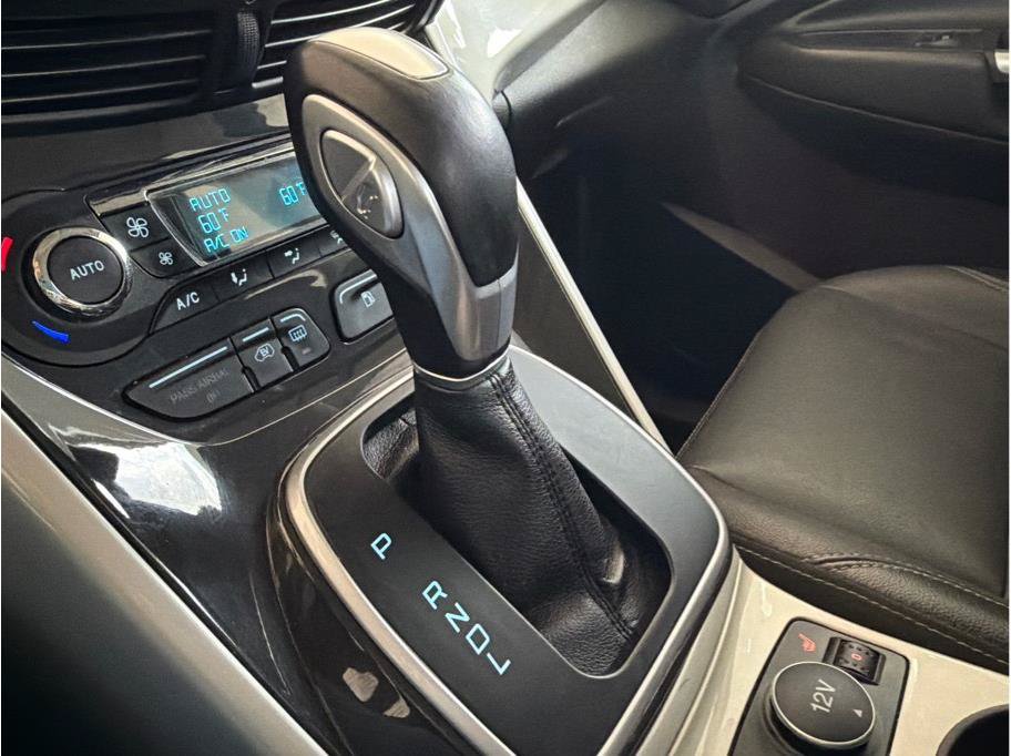Used 2013 Ford C-MAX Energi SEL FWD image 25