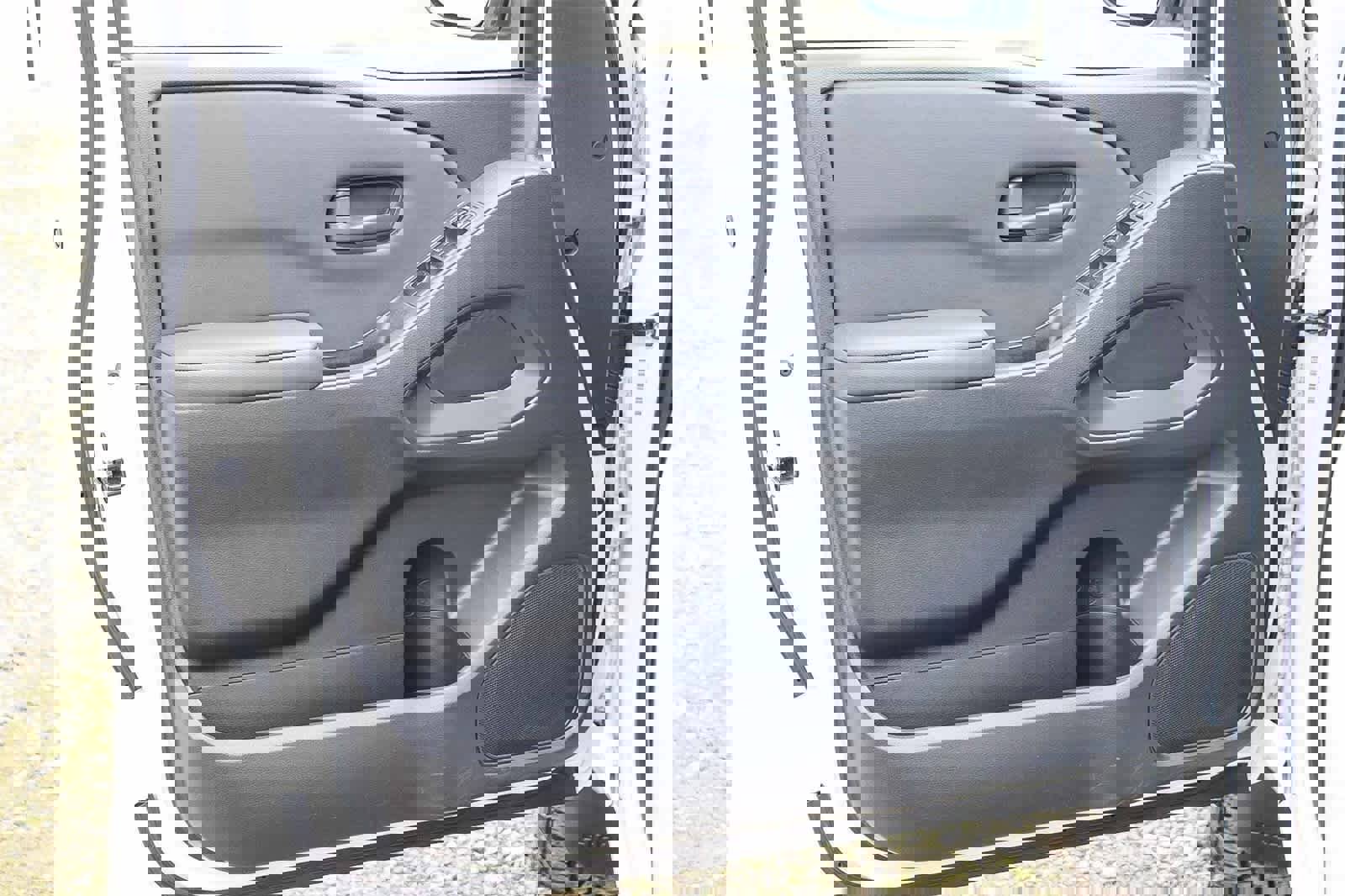 Used 2022 Nissan Frontier S w/ Technology Package image 3