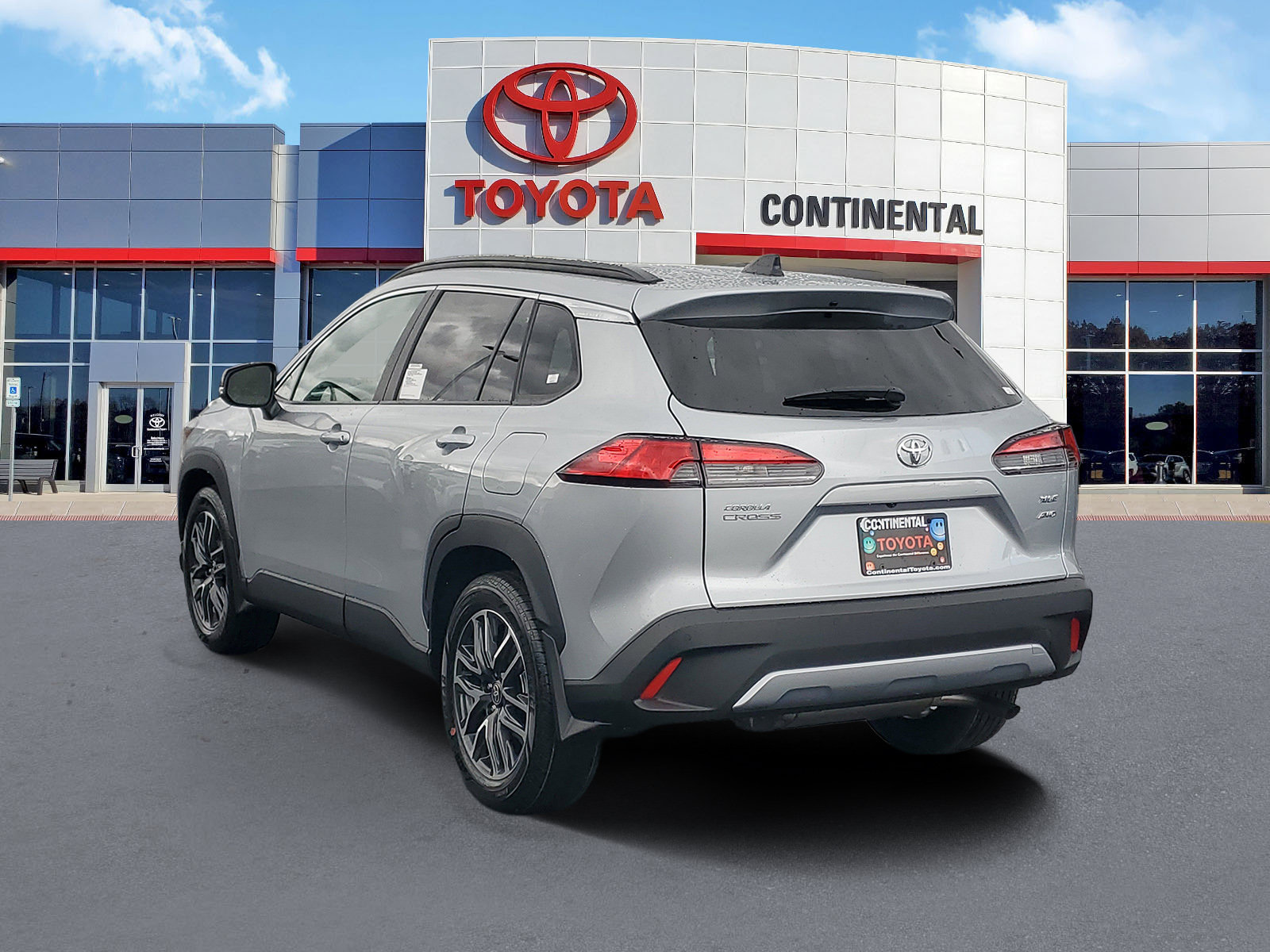 New 2026 Toyota Corolla Cross XLE AWD/4WD image 4