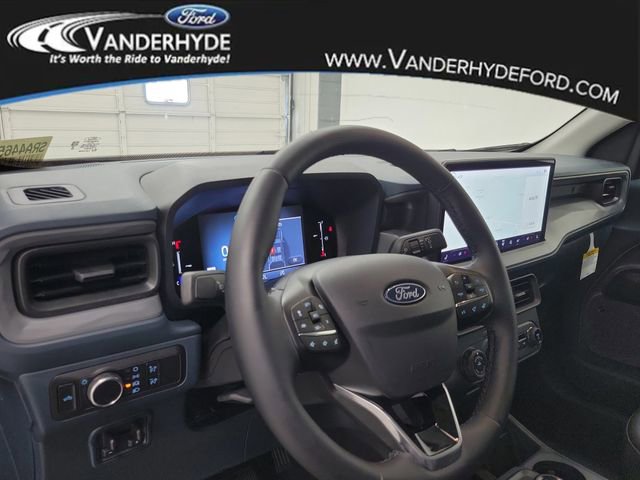 New 2025 Ford Maverick Lariat w/ Black Appearance Package AWD/4WD image 20