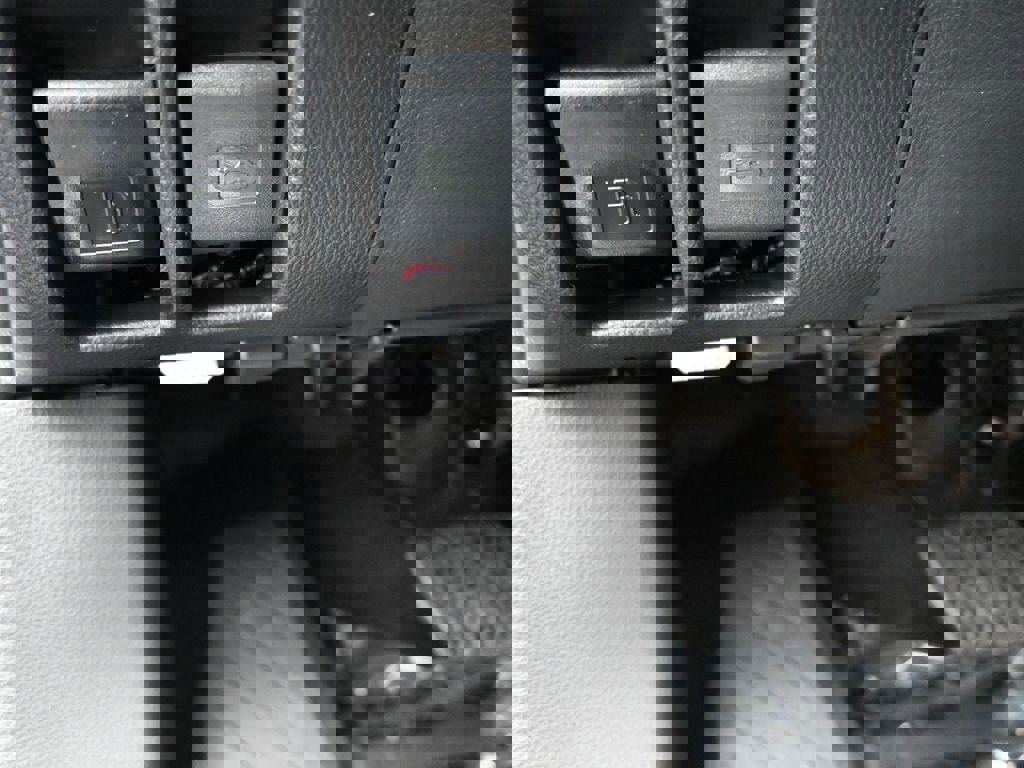 New 2025 Toyota RAV4 XLE w/ Convenience Package image 23