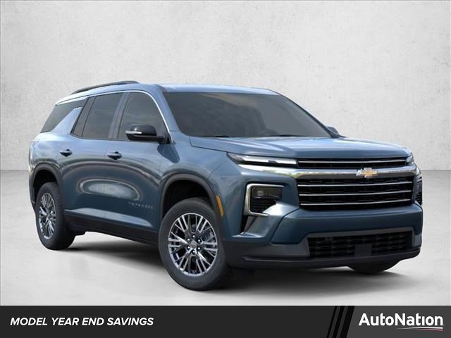 New 2025 Chevrolet Traverse LT w/ Driver Confidence Package