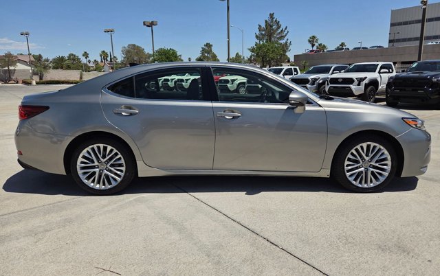Used 2016 Lexus ES 350 FWD image 4