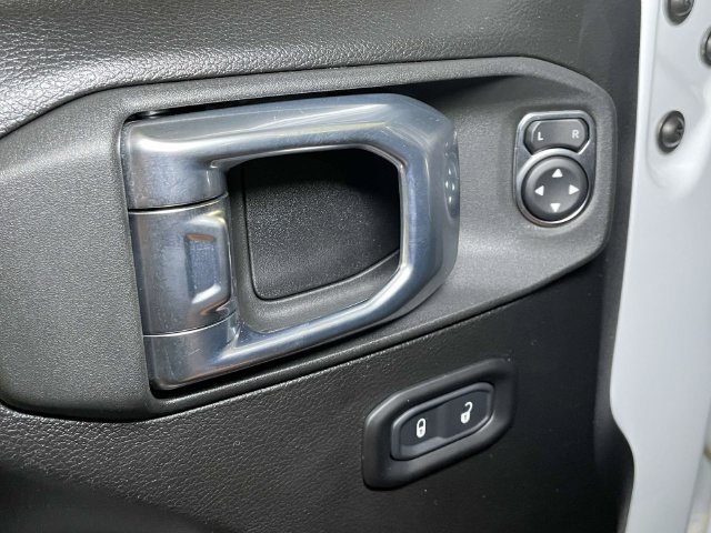 Used 2022 Jeep Wrangler Unlimited Sport AWD/4WD image 34