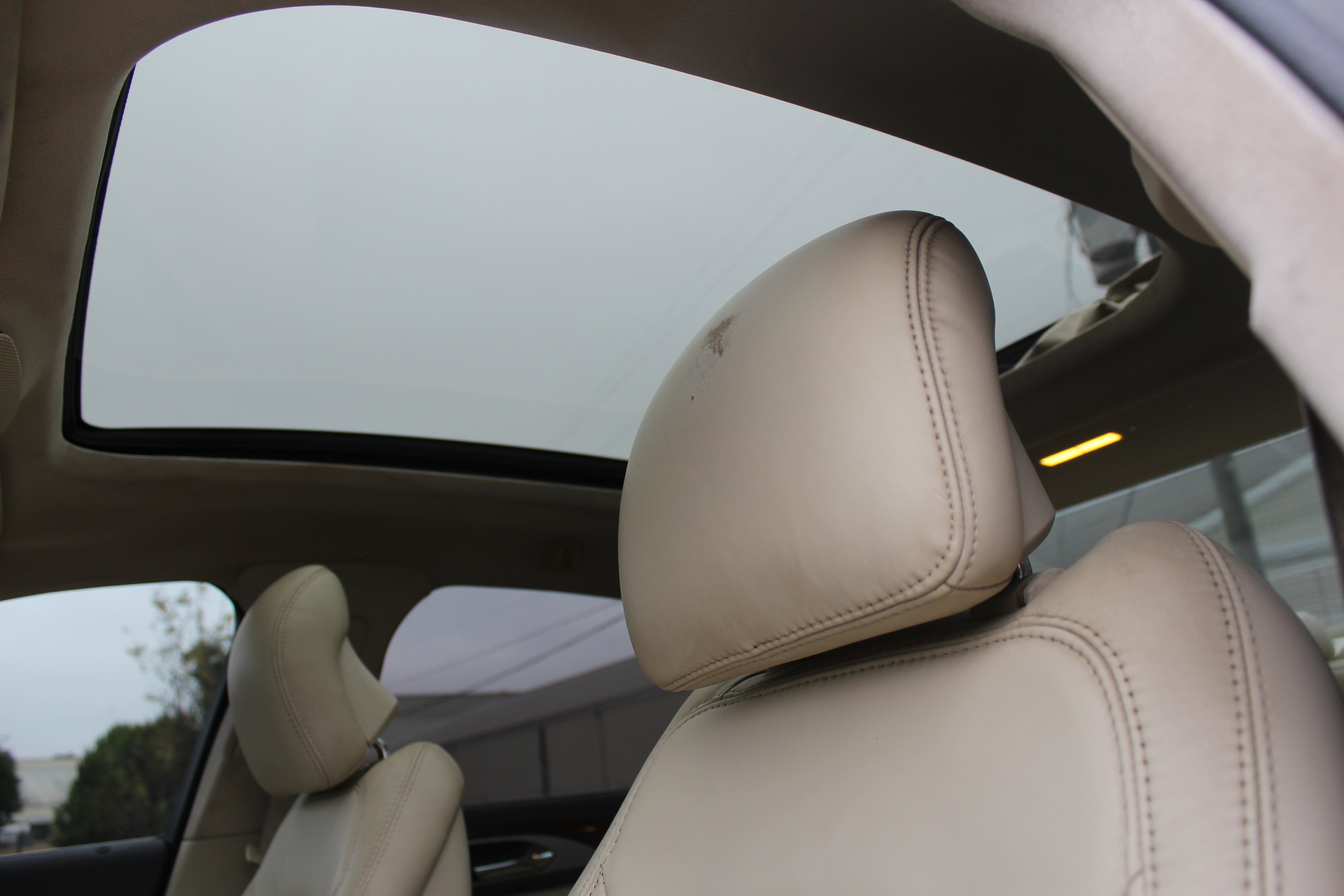 Used 2013 Lincoln MKZ Base image 27