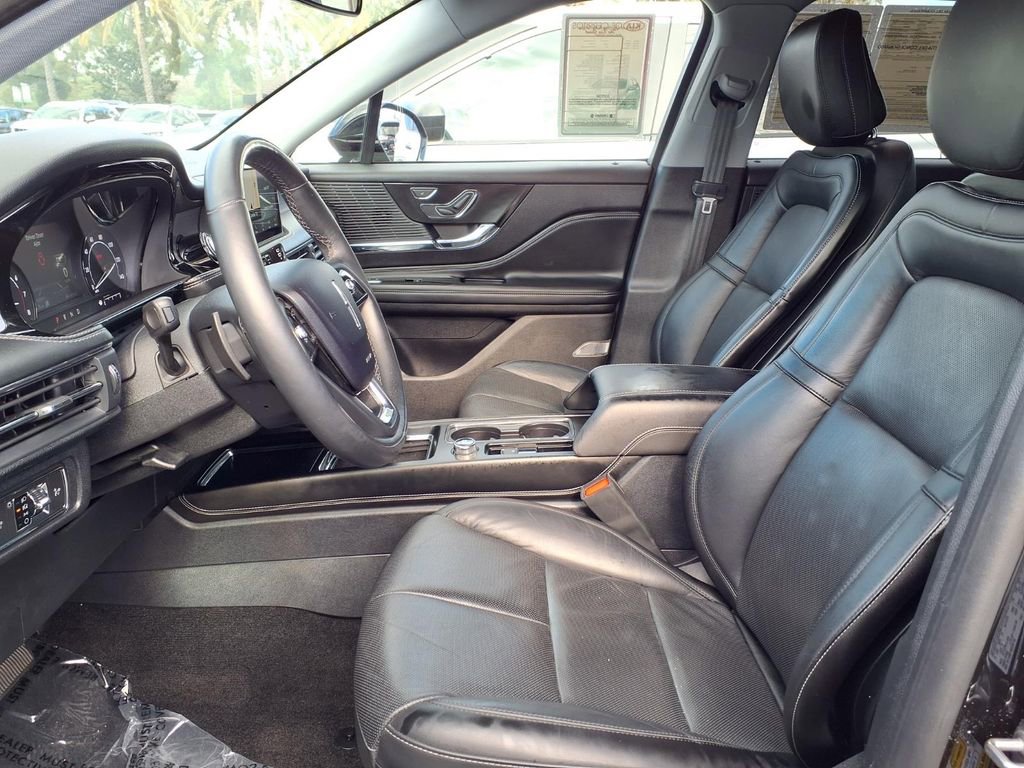 Used 2020 Lincoln Corsair FWD w/ Premium Package image 8