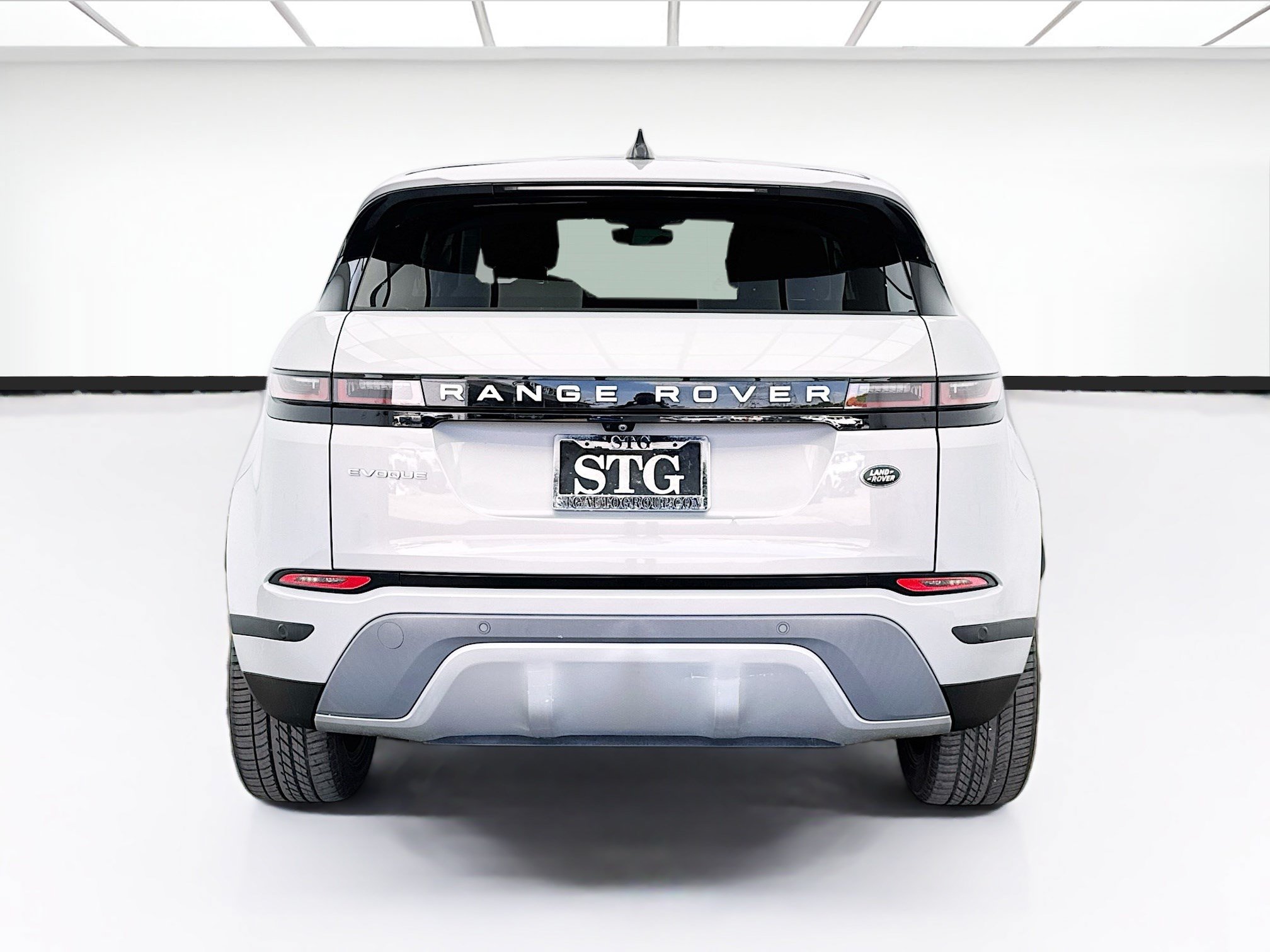 Used 2023 Land Rover Range Rover Evoque S AWD/4WD image 5