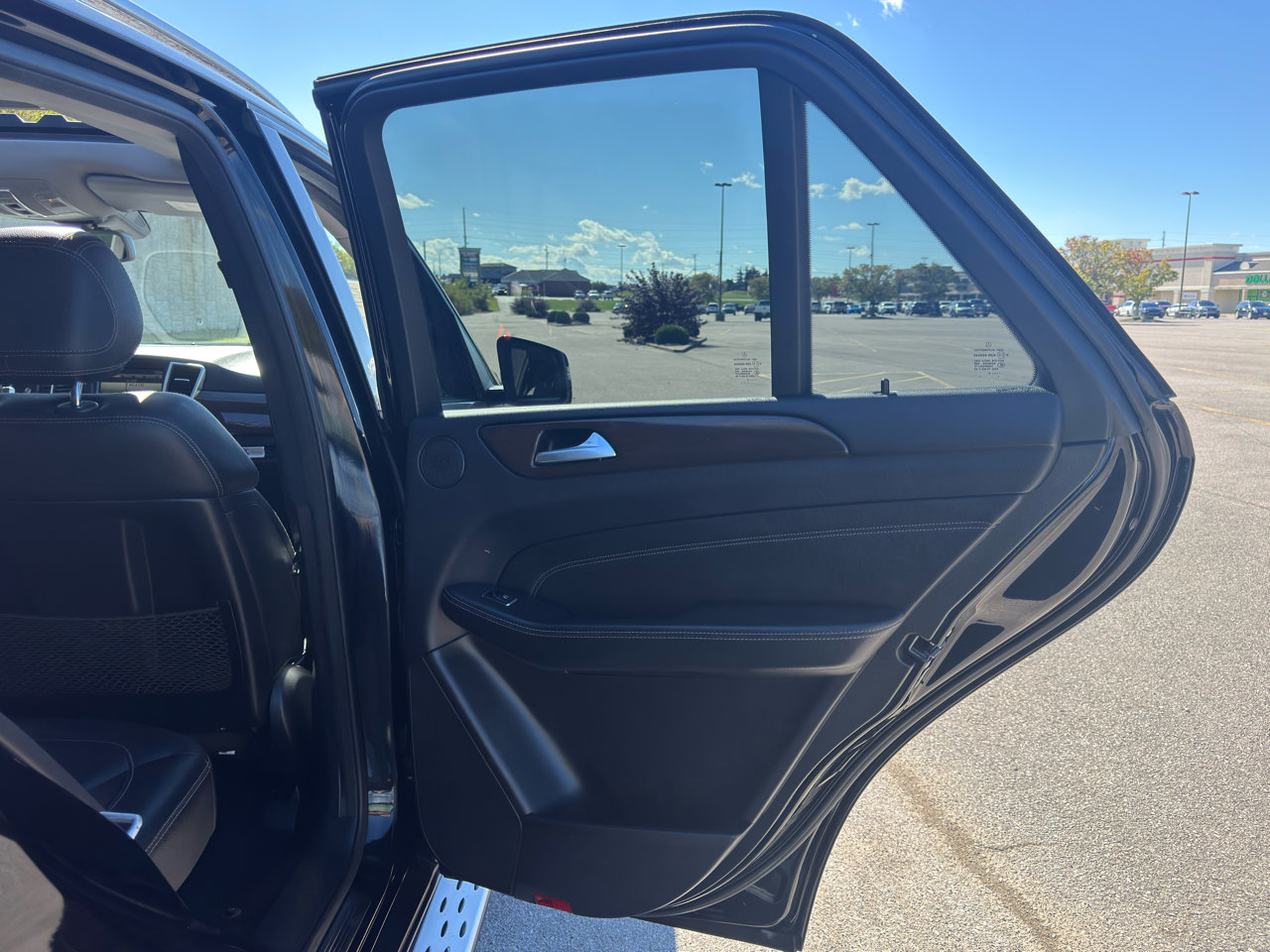 Used 2015 Mercedes-Benz ML 250 BlueTEC 4MATIC image 41