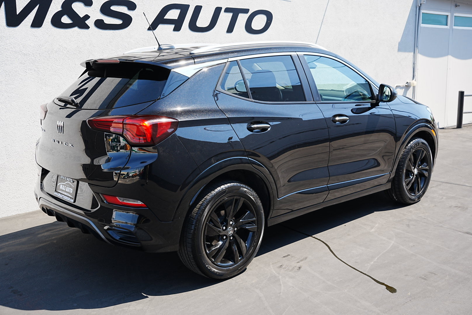 Used 2024 Buick Encore GX Sport Touring w/ Comfort Package image 4