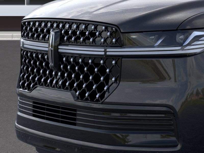 New 2025 Lincoln Navigator Black Label image 17