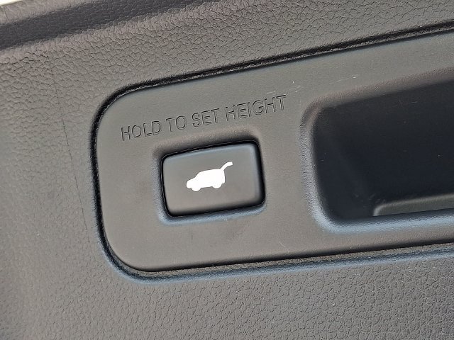 Used 2025 Honda Pilot Touring image 34