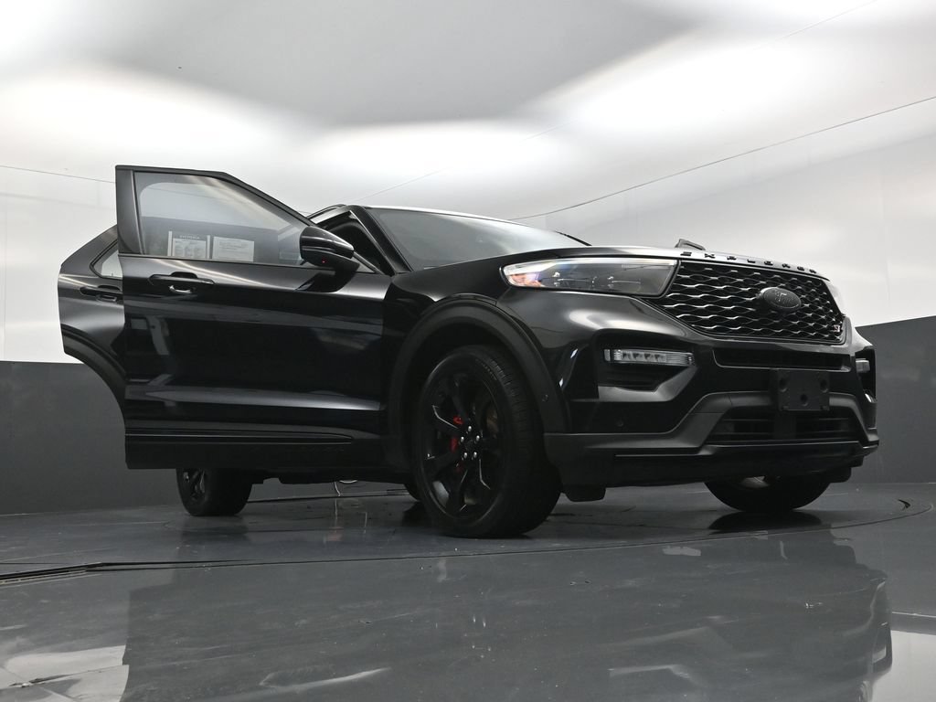 Used 2020 Ford Explorer ST w/ ST Street Pack AWD/4WD image 28