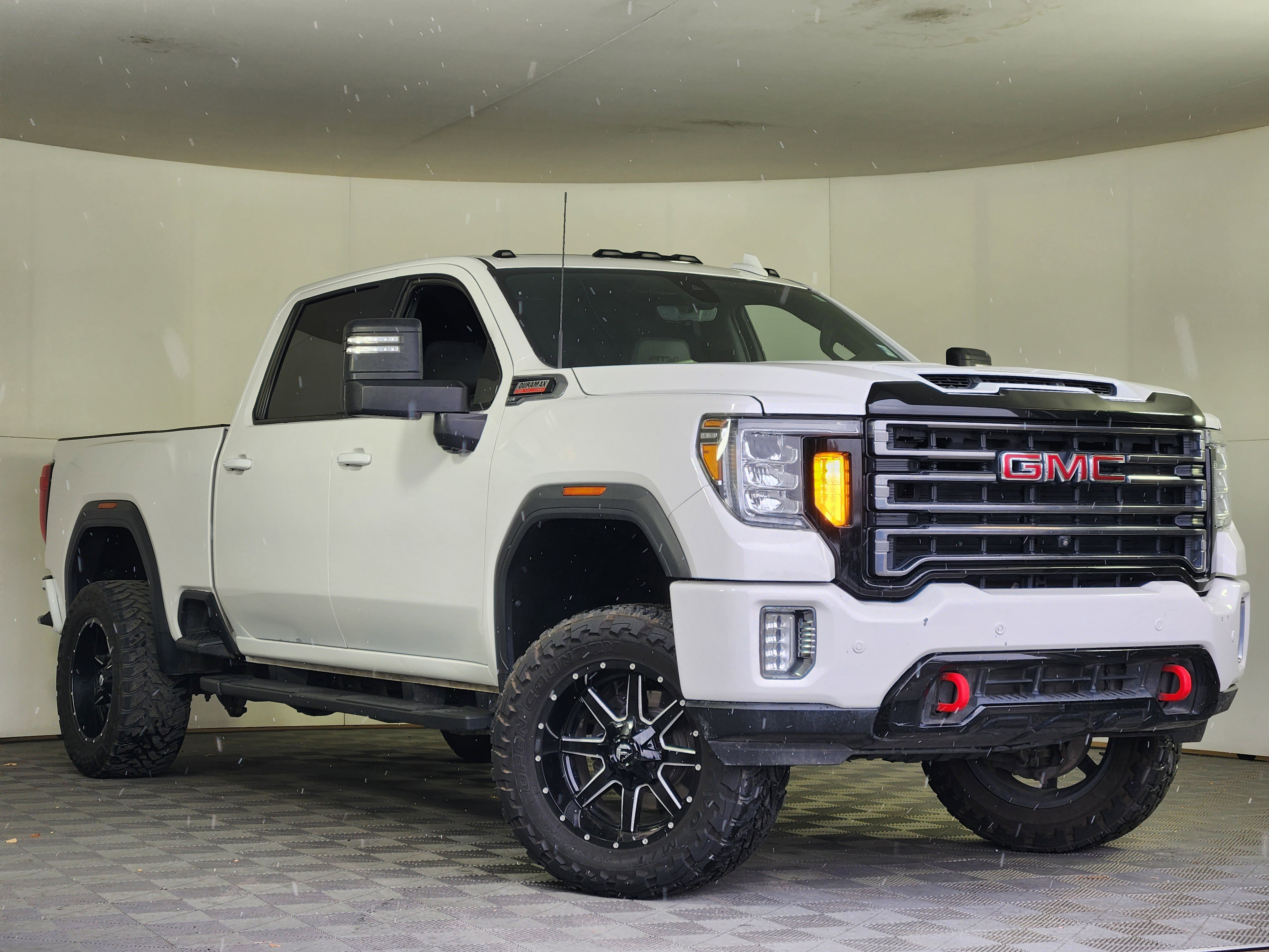 Used 2020 GMC Sierra 2500 AT4 w/ AT4 Premium Package image 1