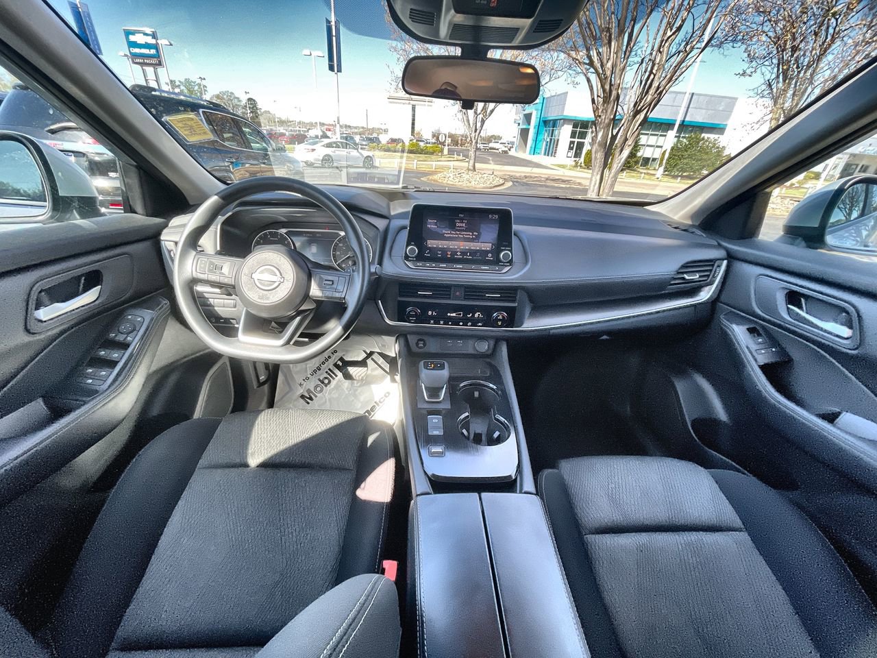 Used 2024 Nissan Rogue SV FWD image 19