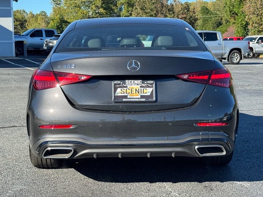 Used 2025 Mercedes-Benz C 300 Sedan image 4