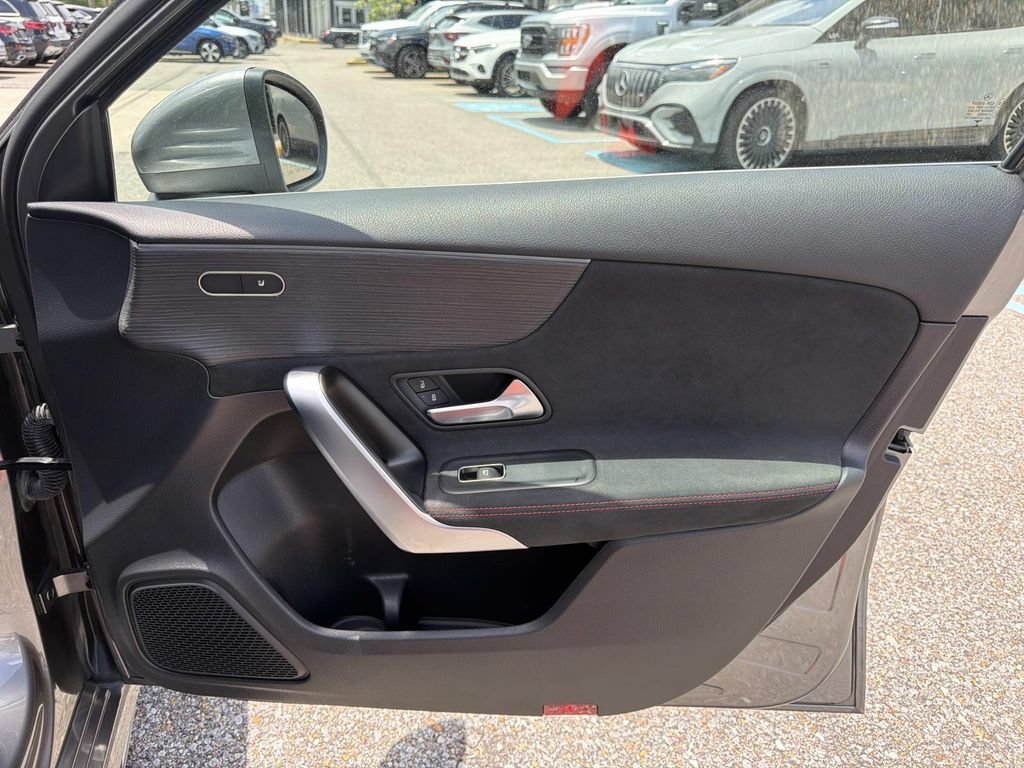 Used 2022 Mercedes-Benz A 220 image 14