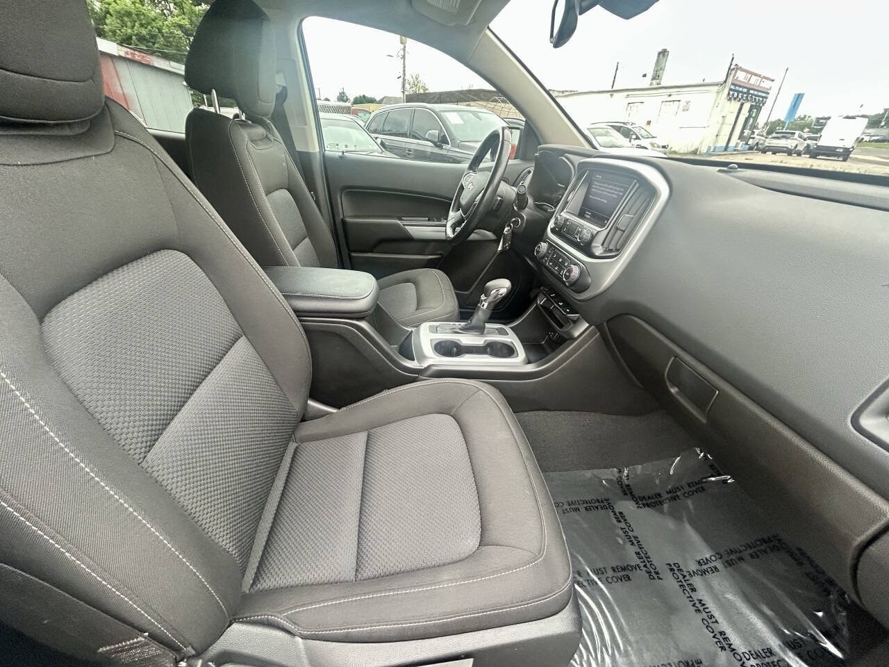 Used 2022 Chevrolet Colorado LT w/ LT Convenience Package AWD/4WD image 16