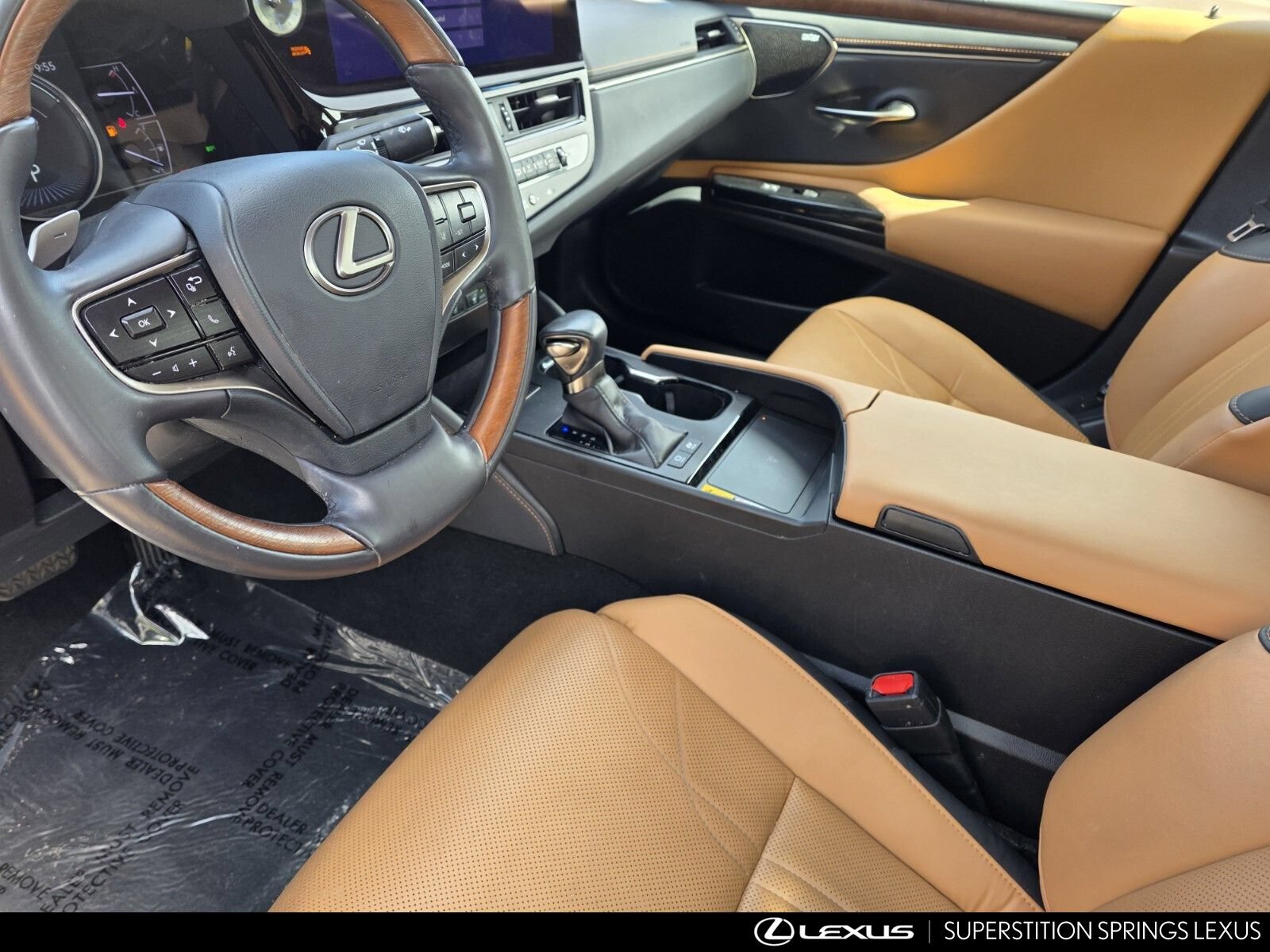 Used 2024 Lexus ES 300h w/ Accessory Package (Z2) FWD image 13