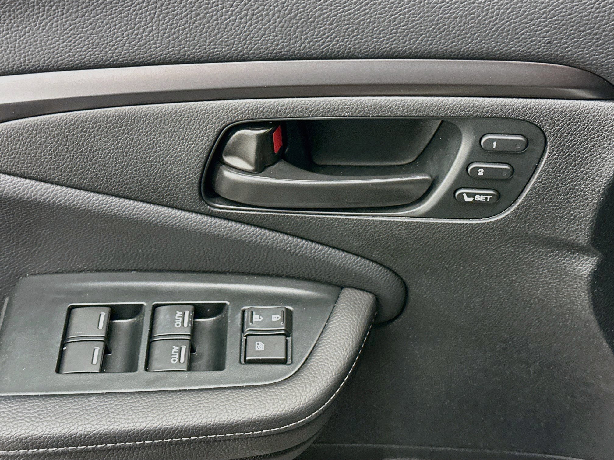 Used 2023 Honda Passport EX-L image 15