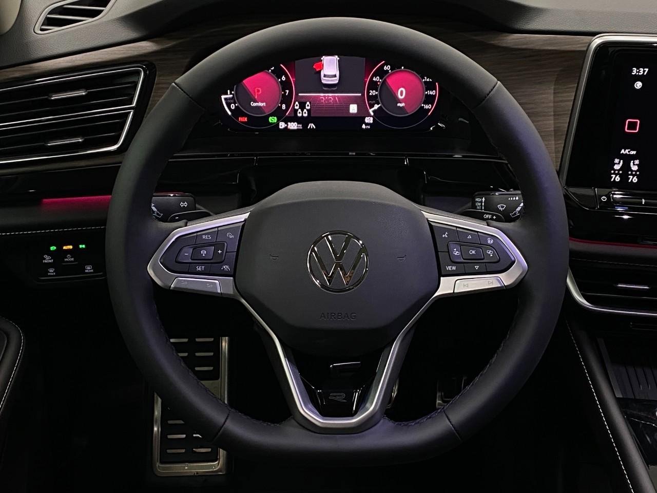 New 2026 Volkswagen Atlas SEL Premium R-Line image 16