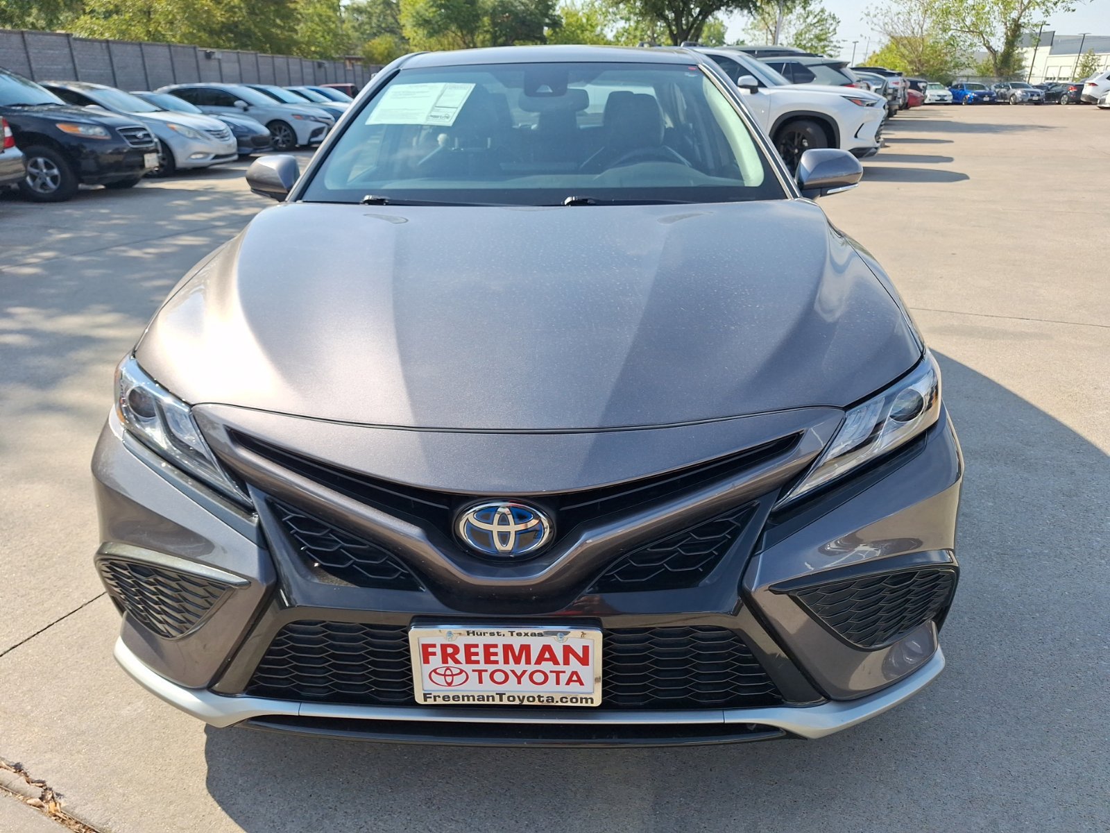 Used 2024 Toyota Camry XSE w/ Cold Weather Package FWD image 9
