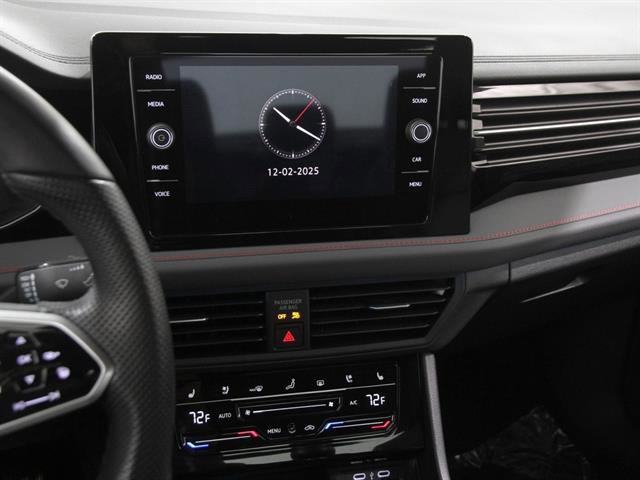 Used 2025 Volkswagen Jetta GLI Autobahn image 9