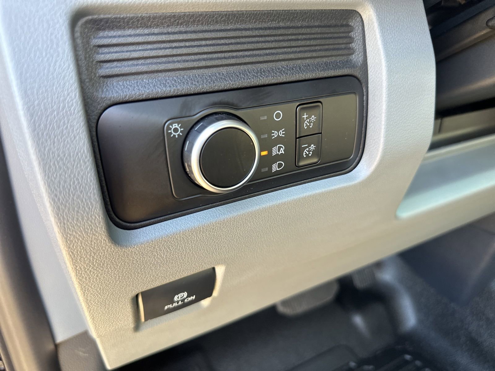 New 2026 Ford F550 4x4 Regular Cab Super Duty image 17