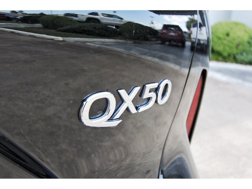 Used 2023 INFINITI QX50 Luxe FWD image 27