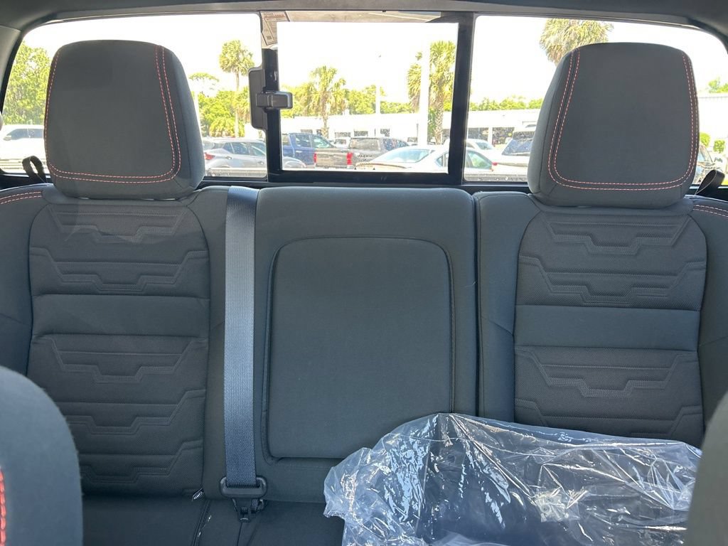 Certified 2025 Nissan Frontier PRO-4X AWD/4WD image 15