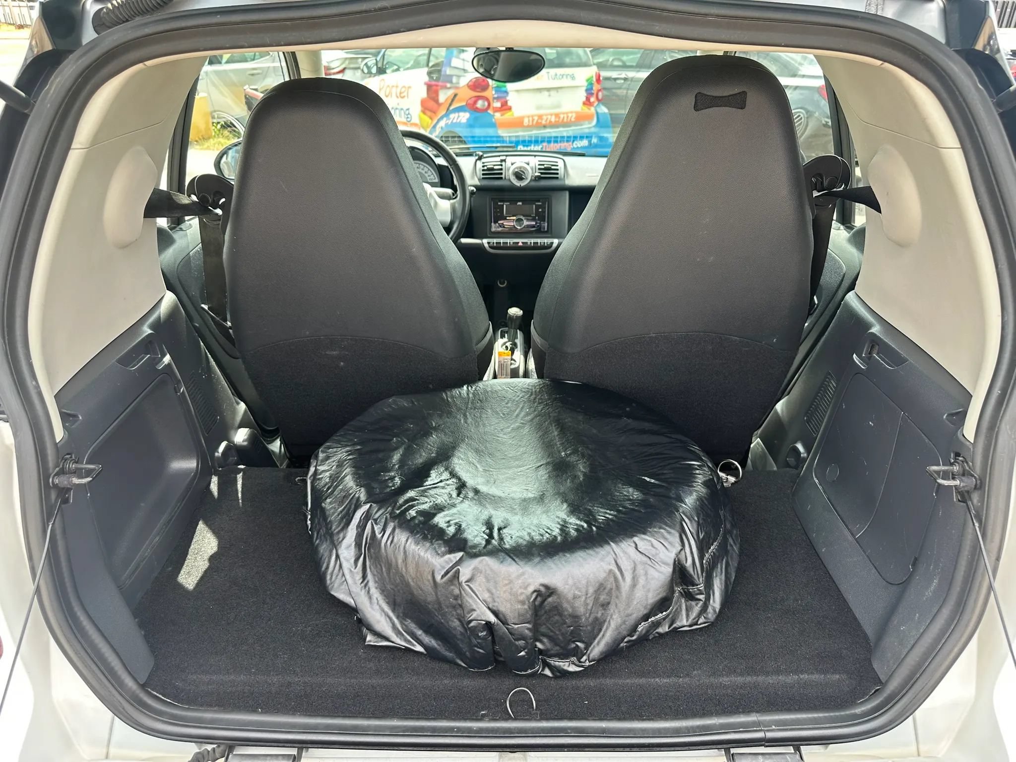 Used 2015 smart fortwo pure RWD image 14