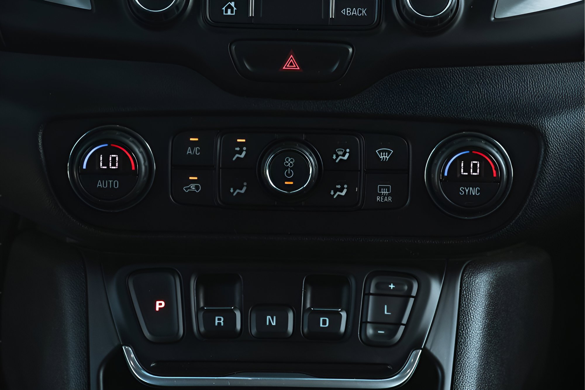 Used 2020 GMC Terrain SLT image 24