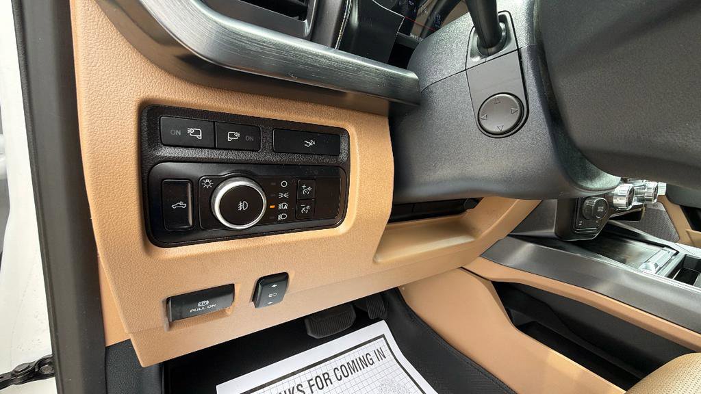 Used 2024 Ford F350 Lariat w/ Lariat Ultimate Package AWD/4WD image 19