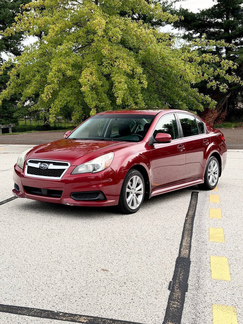 Used 2013 Subaru Legacy 2.5i Premium AWD/4WD image 2