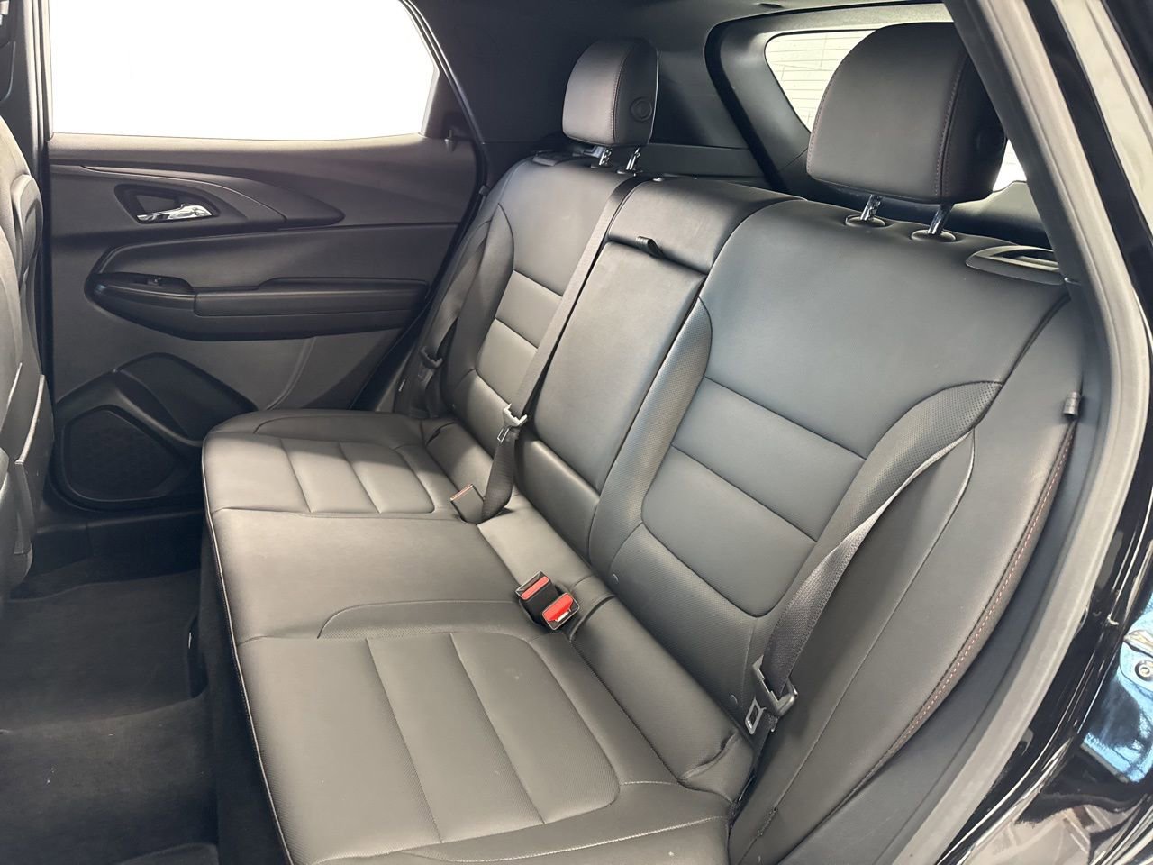 Used 2025 Chevrolet TrailBlazer RS w/ Driver Confidence Package image 36