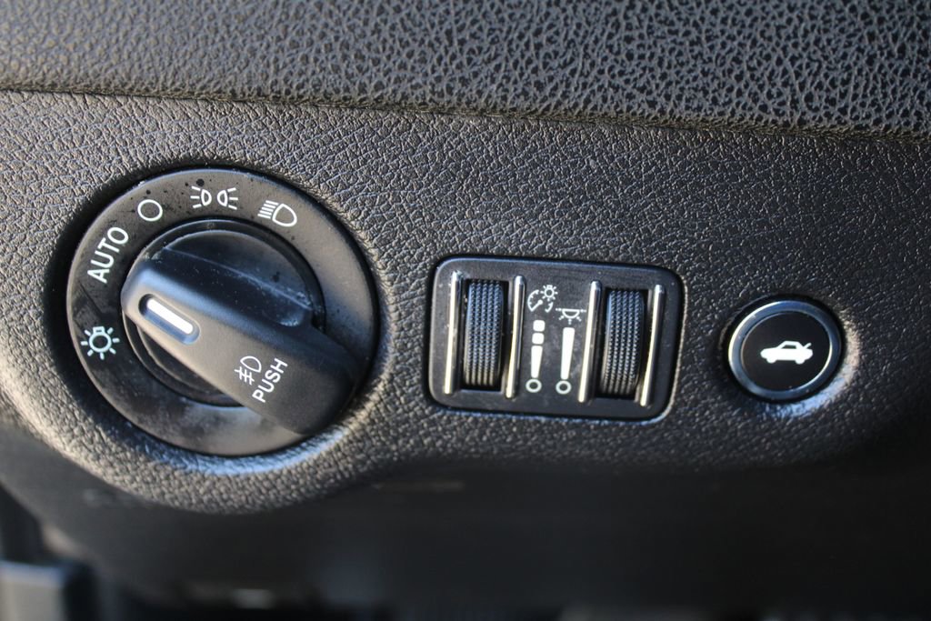 Used 2019 Dodge Charger R/T w/ Driver Confidence Group image 24