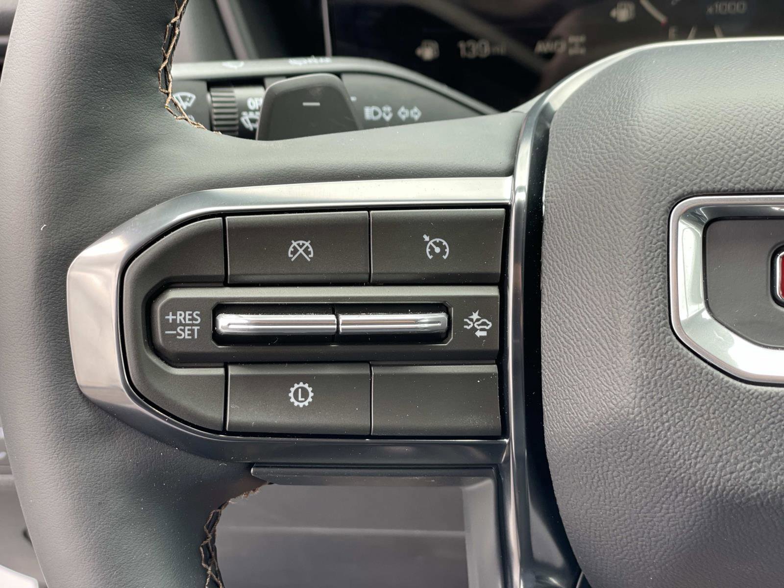 New 2026 GMC Terrain AT4 AWD/4WD image 11