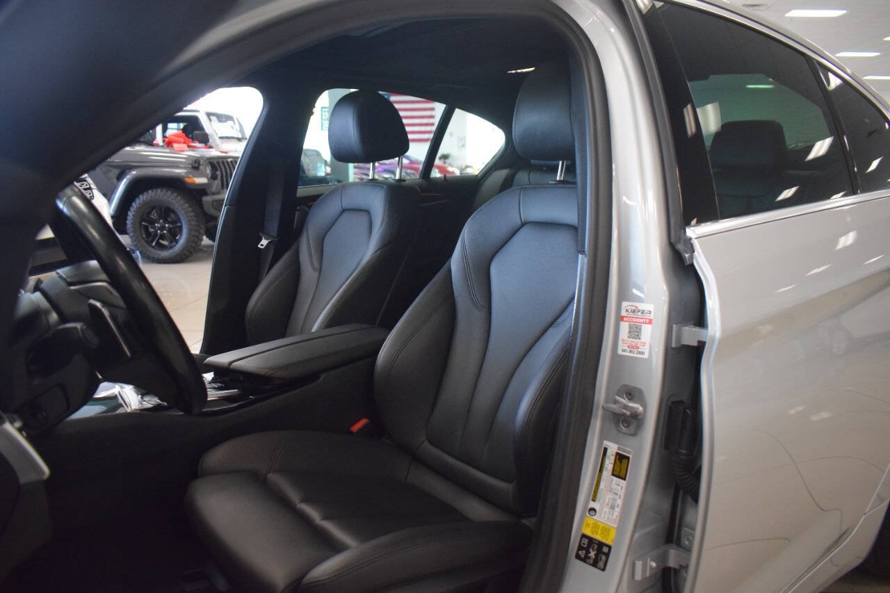 Used 2018 BMW 530i xDrive AWD/4WD image 59