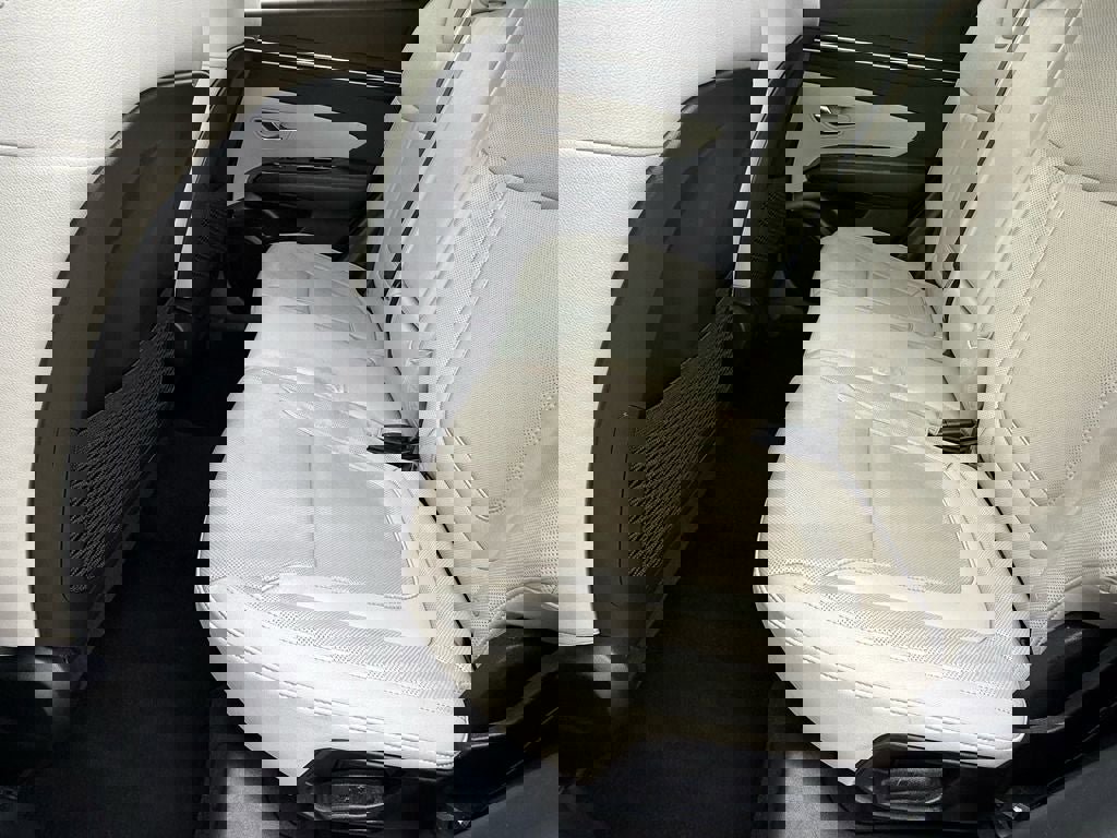 Used 2023 Hyundai Tucson Limited image 13