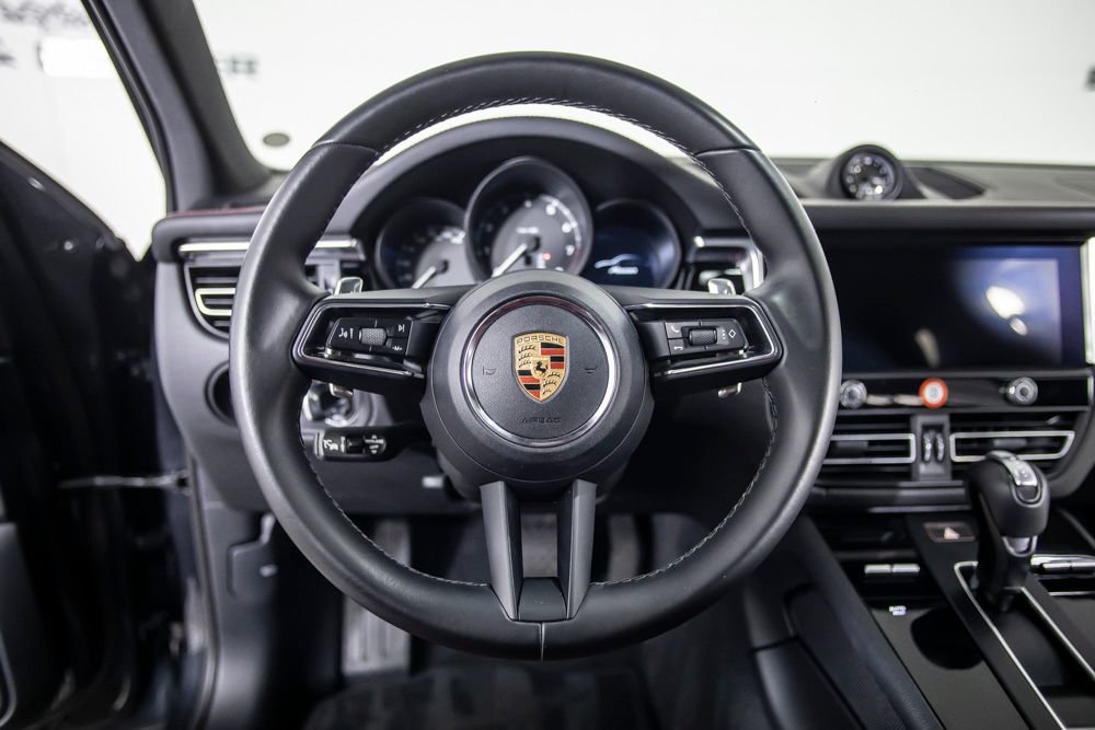 Used 2024 Porsche Macan w/ Premium Plus Package AWD/4WD image 23
