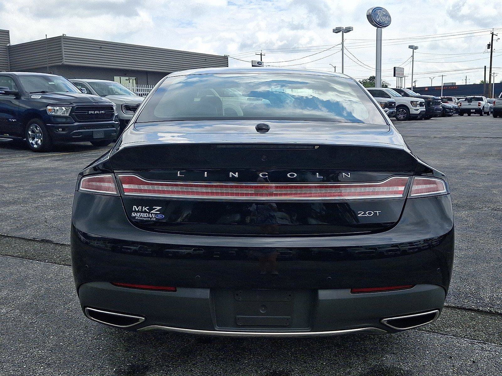 Used 2020 Lincoln MKZ FWD image 5