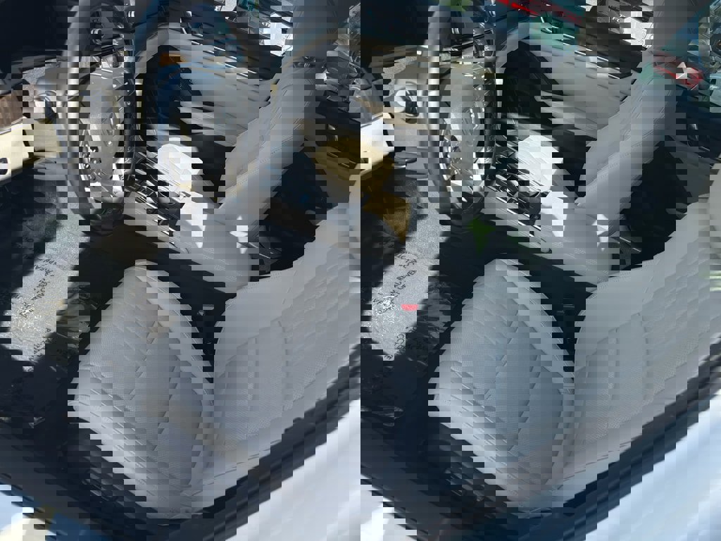 Used 2022 Honda Accord Touring image 12