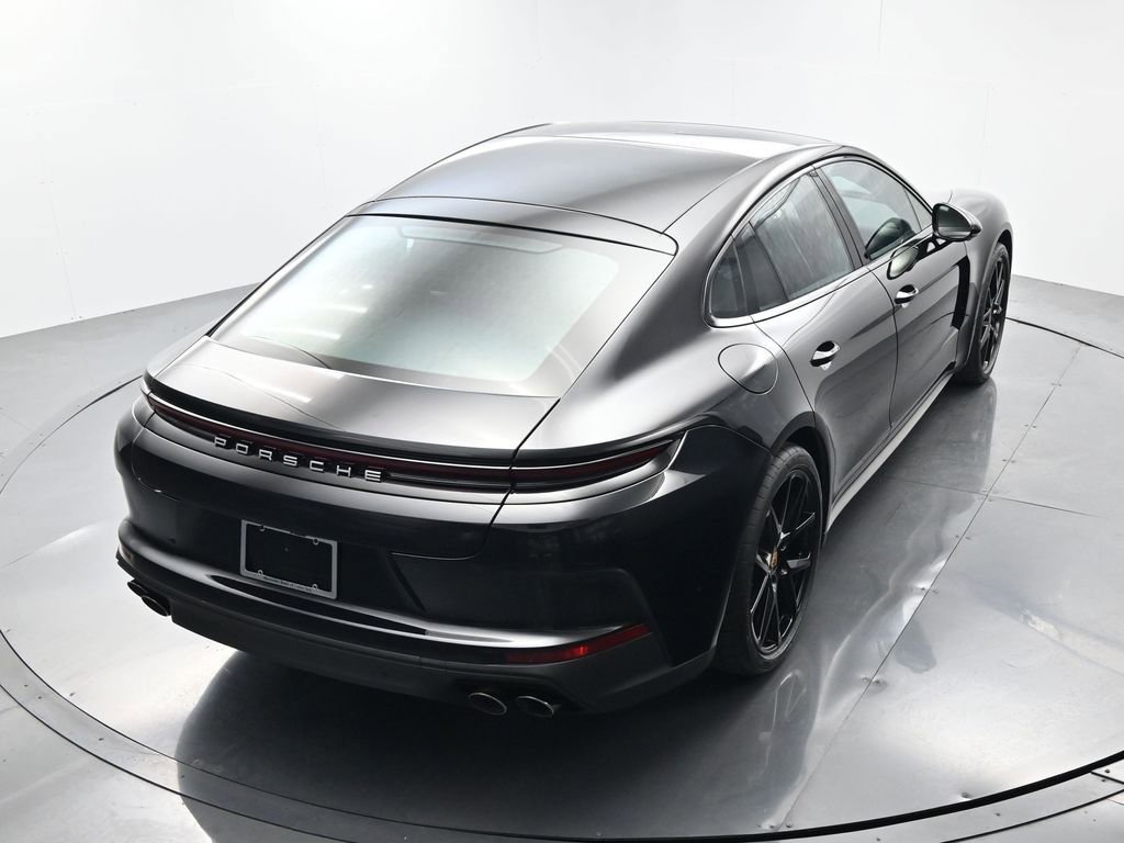 Used 2026 Porsche Panamera image 38