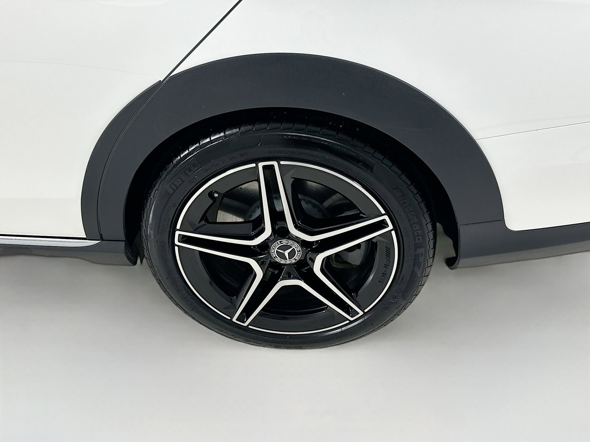 Certified 2022 Mercedes-Benz E 450 4MATIC All-Terrain Wagon image 36