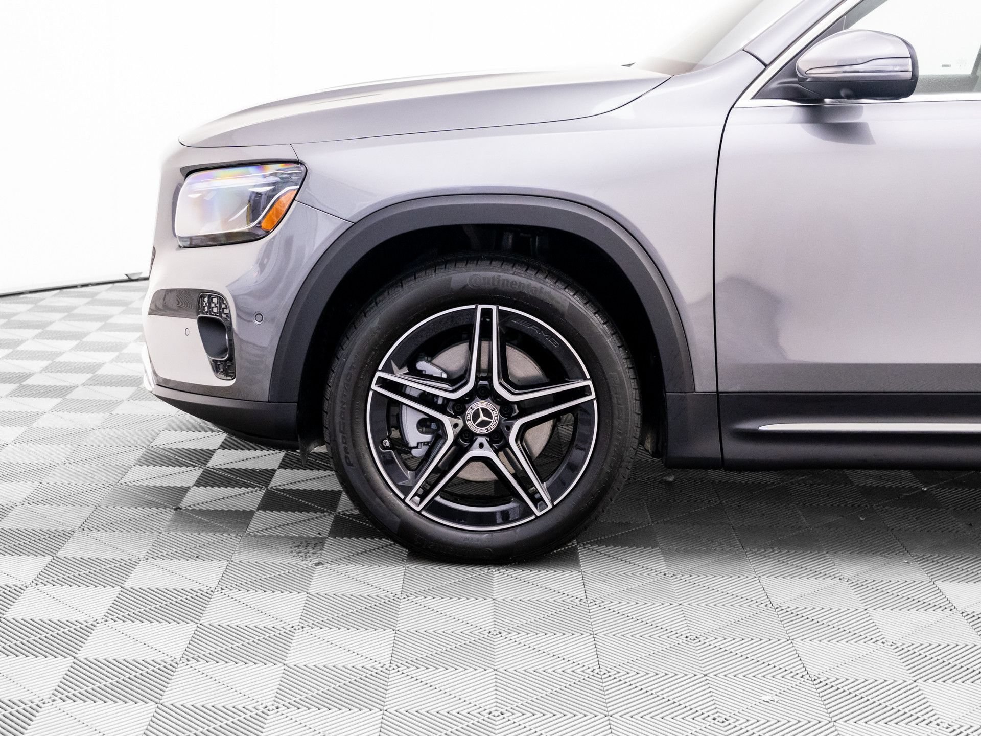 New 2026 Mercedes-Benz GLB 250 4MATIC image 35