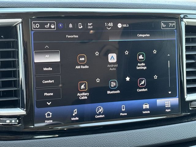 Used 2024 Chrysler Pacifica Touring-L image 18