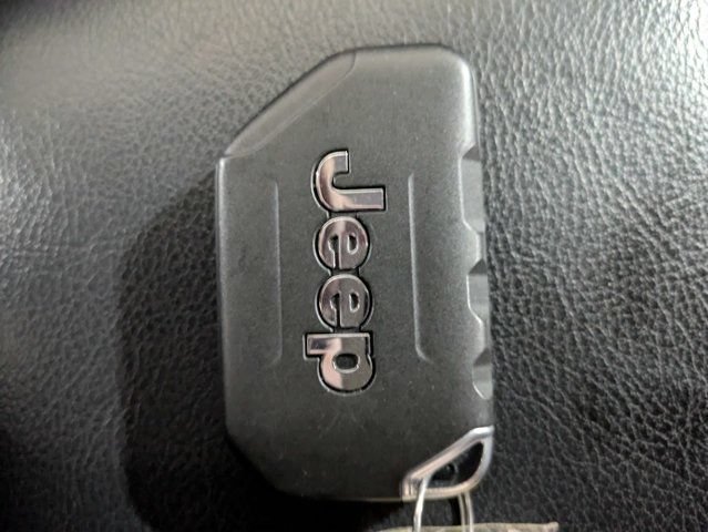 Certified 2021 Jeep Wrangler Sport AWD/4WD image 32