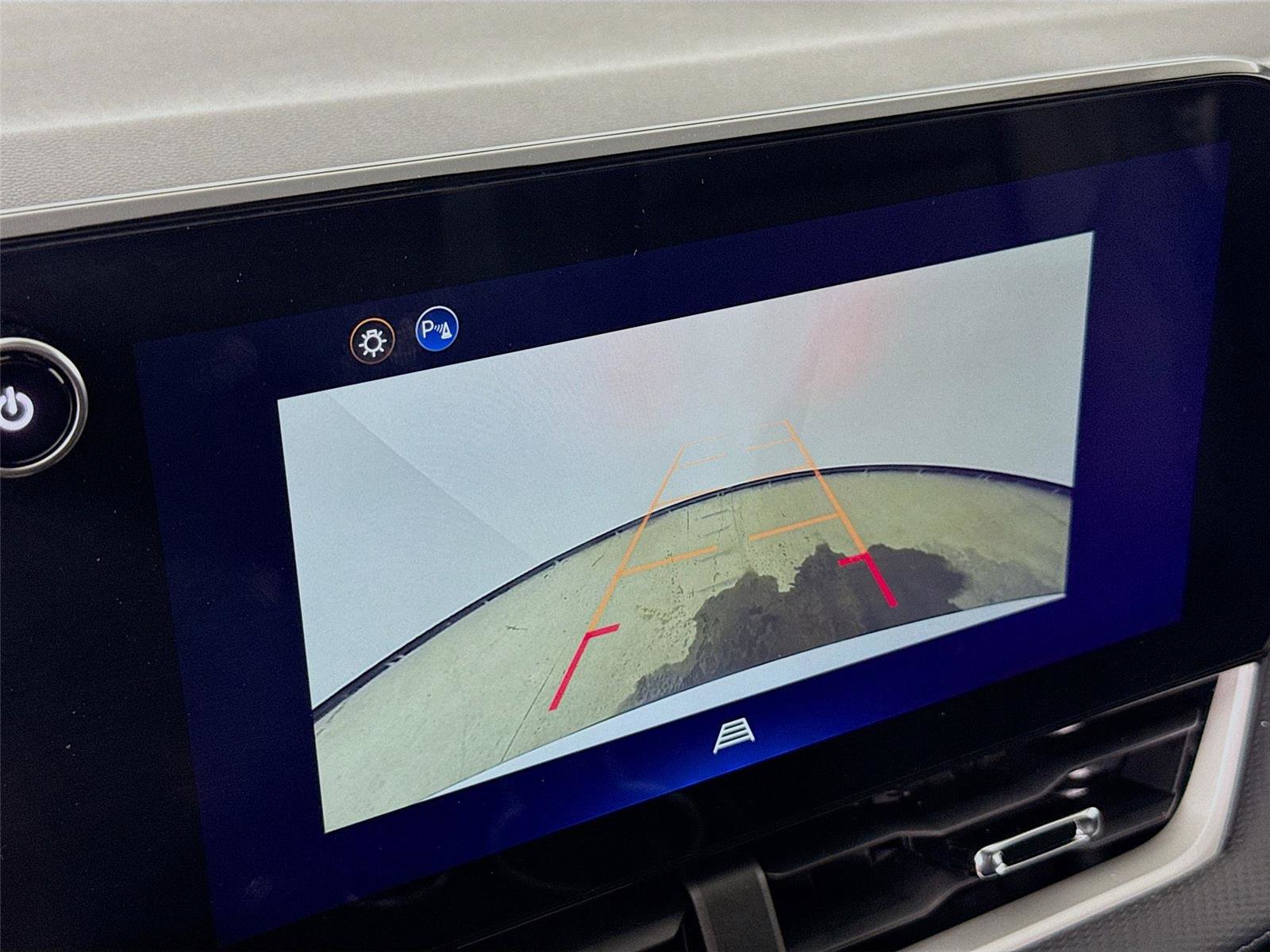 Used 2026 Chevrolet Equinox LT w/ Convenience Package II image 13