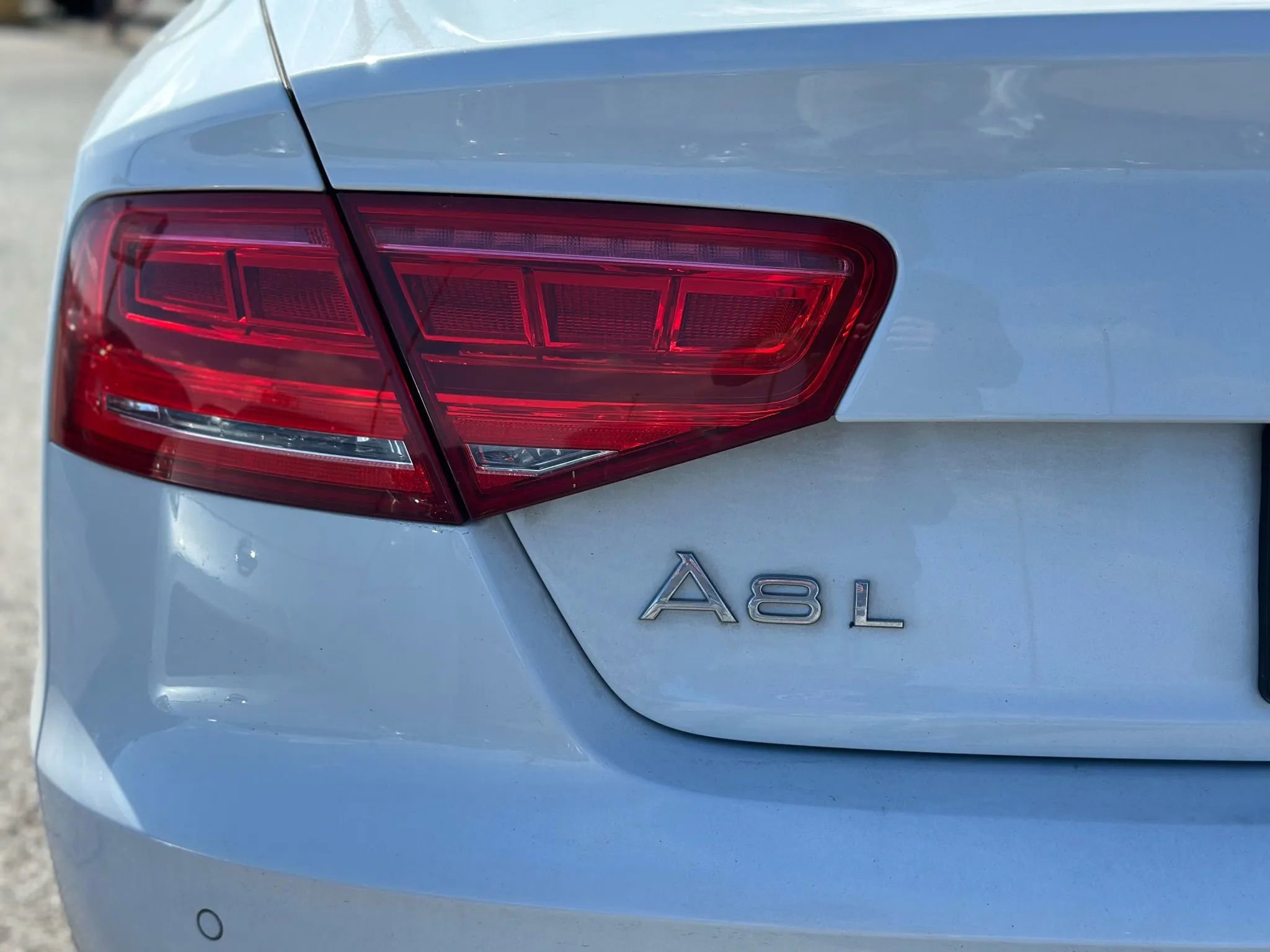 Used 2014 Audi A8 L 4.0T w/ Luxury Package image 41