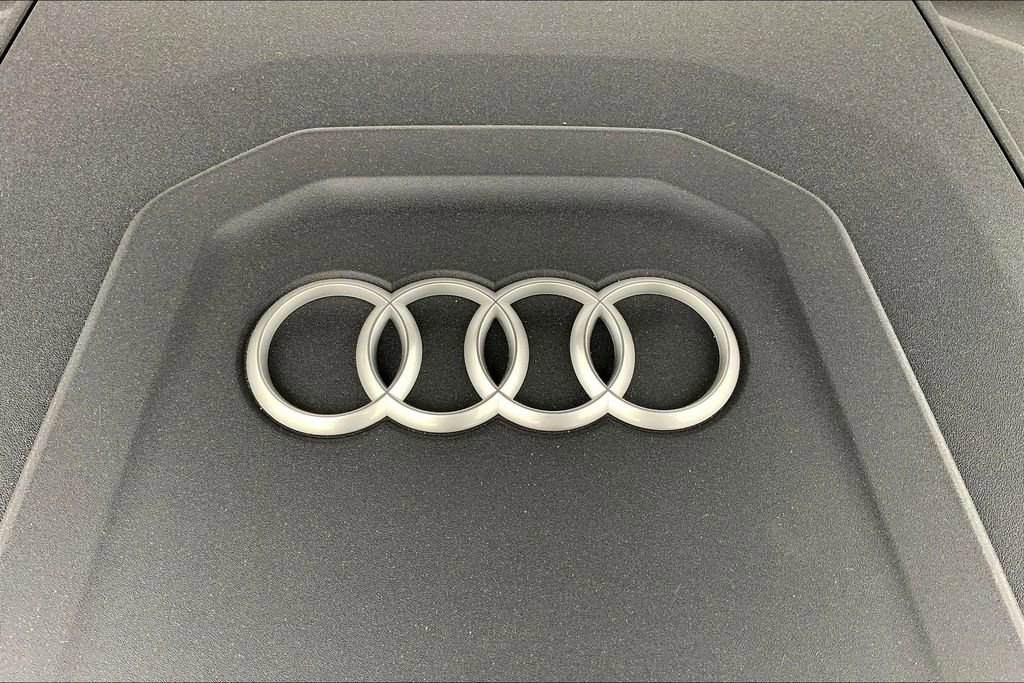 New 2025 Audi Q8 Premium Plus image 17